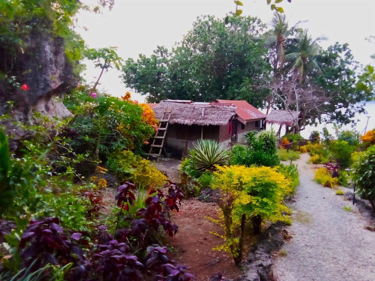 Vatupau Beachfront Bungalows Port Vila Ngoại thất bức ảnh