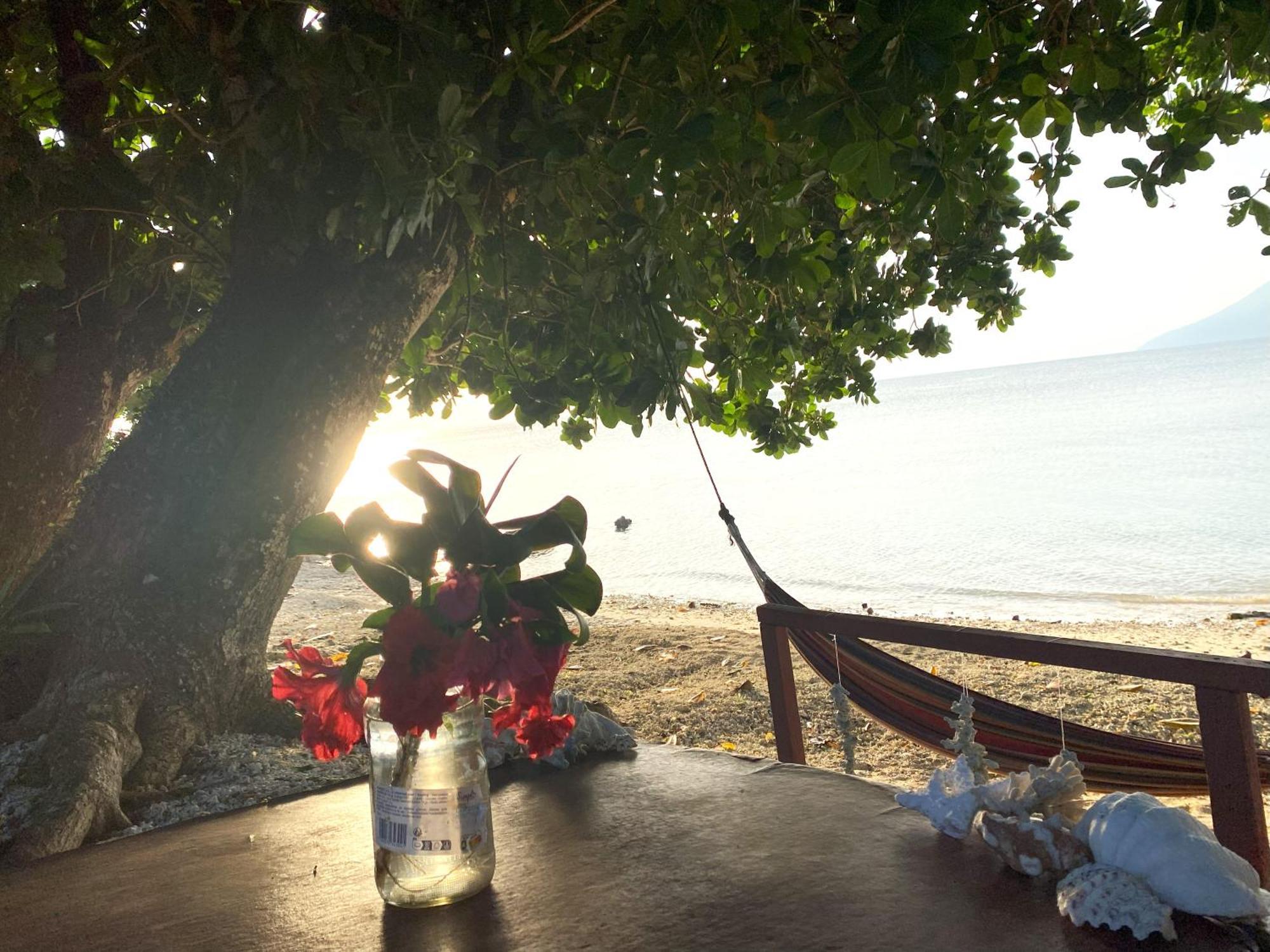 Vatupau Beachfront Bungalows Port Vila Ngoại thất bức ảnh